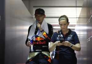 Verstappen wil na dramatisch Singapore terugslaan in Japan: "Alles op alles zetten"