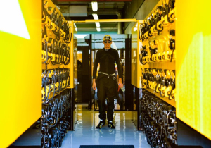 Ocon: "Hij is één van de snelste coureurs in de Formule 1"