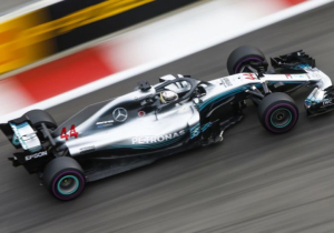 2e vrije training Rusland: Hamilton de snelste, Verstappen weer goed