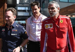 Horner: "Onmogelijk om teams op één lijn te krijgen voor toekomst F1"