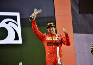 Sainz genoot van fanatieke Ferrari-aanhang: "Alsof je je lichaam wakker maakt"