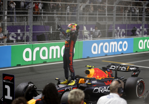 Red Bull's 'TRIPLE DRS' effect EXPLAINED