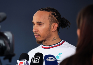 Hamilton enjoys big positive as F1 star triumphs in best driver award - GPFans F1 Recap