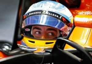 VIDEO: De mindere momenten uit de loopbaan van Fernando Alonso