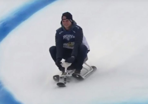 VIDEO: Max Verstappen op de slee in Oostenrijk!