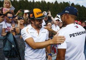 Alonso 'the greatest', says Hamilton