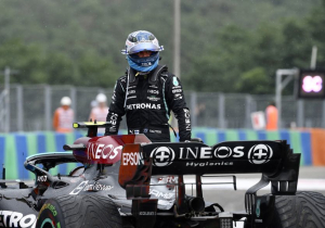 Bottas geheimzinnig over gesprekken met andere teams: "Misschien wel, misschien niet"