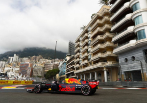 Daniel Ricciardo: 'Concurrentie probeert ons onder druk te zetten'