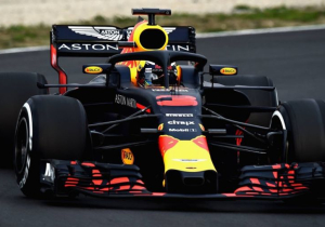 Renault give Red Bull deadline for engine decision