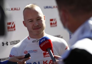 Haas neemt afscheid van Mazepin, Verstappen klaar met discussie over titel | GPFans Recap