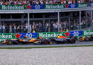 Verstappen ontsnapt aan crash en bespreekt hachelijk momentje met Norris