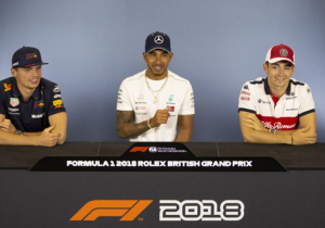 Hamilton wil persconferentie op zaterdag overslaan: "Wat is de boete? Ik wil het WK kijken"