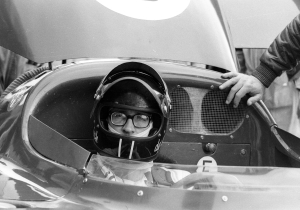 Former Ferrari driver dies aged 84