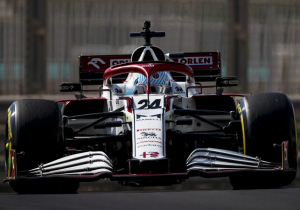 Zhou draagt startnummer op aan Kobe Bryant: "Krijg ik heel veel energie van"