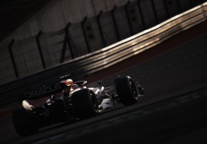 Gesprekken FIA en Red Bull over budgetcap opgeschort na overlijden Mateschitz