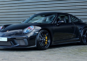 Victoria Verstappen zet haar bloedmooie bolide te koop