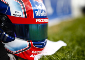 Zo zag de emotionele uitvaart van F2-coureur Anthoine Hubert eruit