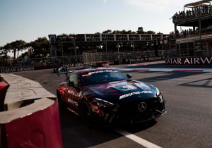 FIA geeft fout met safety car-borden toe, maar deelt toch straf uit in Azerbeidzjan