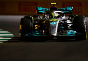 Hamilton and Mercedes to get "heads down" to unlock Jeddah pace