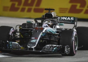 Hamilton puts Vettel close shave down to 'rookie error'
