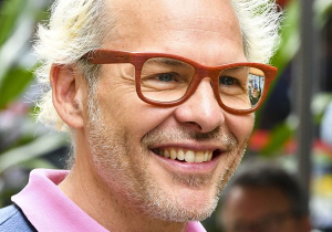 Villeneuve sluit Hamilton-pensioen niet uit: "Niemand dacht het bij Rosberg"