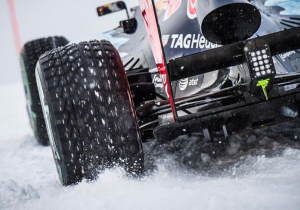Verstappen definitief op regenbanden in Barcelona