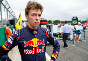 Former Red Bull F1 star says team 'stabbed him in the back' with Max Verstappen swap