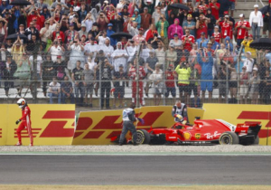 Verstappen neemt het op voor Vettel: 'Een fout? Dit had iedereen kunnen gebeuren'