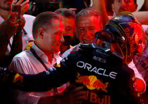 Jos Verstappen sluit Max/Lewis-samenwerking uit: "Het heeft nooit een kans"