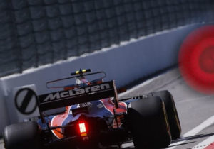FOTO: Nieuwe McLaren gesnapt dankzij windvlaag