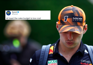 Ryanair haakt in op budgetplafond-controverse Red Bull Racing met taart Verstappen