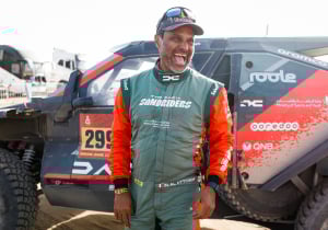 Dakar 2026: Bizar einde bij motoren, Al Attiyah wint na laatste etappe en Nederlandse truckzege