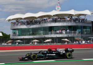 Bottas opgeofferd door Mercedes voor snelste tijd Hamilton: "We zijn een team"