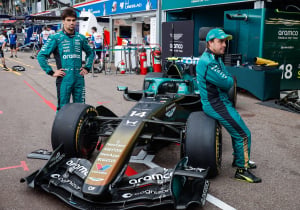 'Aston Martin hoopt op ommekeer: simulator voorspelt winst van twee seconden'