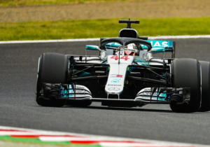 Ferrari blunder gifts Suzuka pole to Hamilton