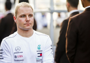 Bottas teleurgesteld: "Verstappen bezorgde mij lekke band"