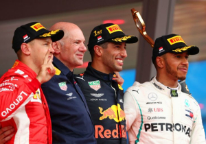 Ricciardo would 'play number two role' at Mercedes or Ferrari