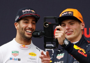 Red Bull Racing presenteert nieuwe outfits van Verstappen en Ricciardo