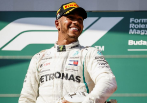 Hamilton: 'Formule 1-auto in mijn huis? Wat moet ik ermee?'