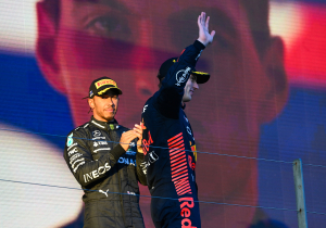 Hamilton hoopt McLaren-tafarelen niet bij Mercedes te zien