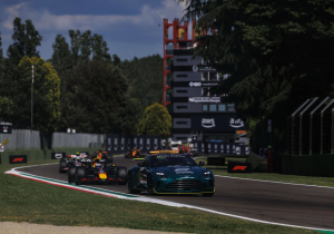 Wurz legt uit waarom safety car bij Antonelli wél logisch was: "Goede beslissing"