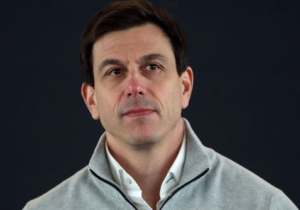 Wolff: 'Ik kan me enorm ergeren aan Ocon en Pérez'