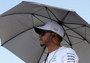 Hamilton: "Zuur als Verstappen ons had ingehaald"