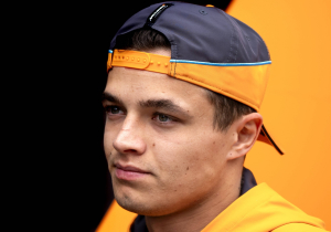 Norris begrijpt niks van Red Bull-leiding: 'Sainz had naar Red Bull moeten gaan'