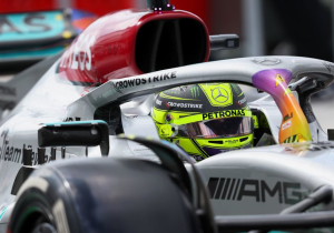 Hamilton "between a rock and a hard place" in Miami - Wolff