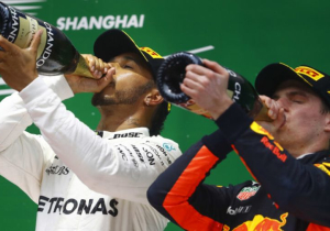 Hamilton: 'Wil ook titelstrijd met Max Verstappen aan kunnen gaan'