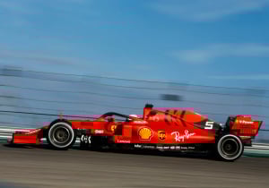 Hamilton: Ferrari's engine down on power at COTA