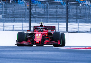 Sainz to start from back of grid as Ferrari change PU