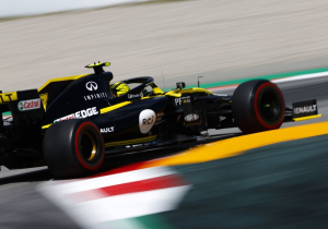 Renault admit focusing on Ricciardo over Hulkenberg