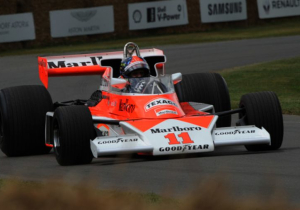 Nederlander mag met legendarische McLaren M23 rijden